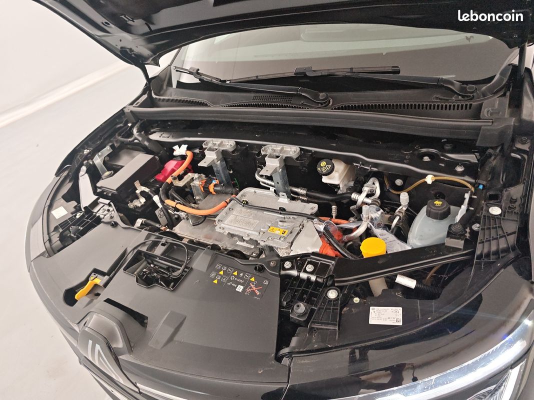 RENAULT Megane E-Tech EV60 220 ch super charge Equilibre (image 25)