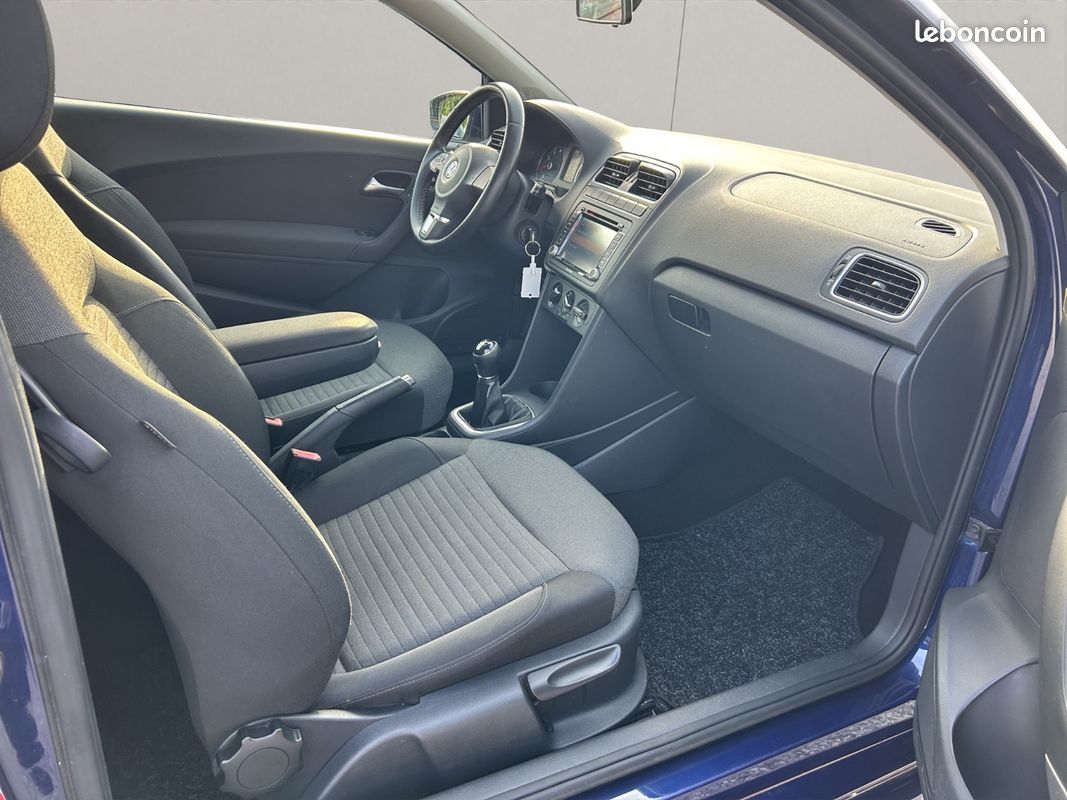 VOLKSWAGEN POLO 1.2 60 Série Spéciale Match II (image 11)