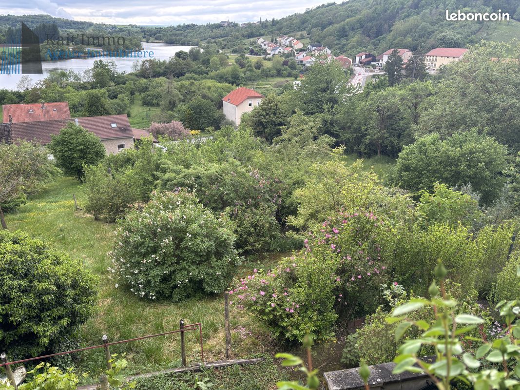 Maison 6 pièces 122 m² · à Contz-les-Bains · 122 m² · 180 000 €