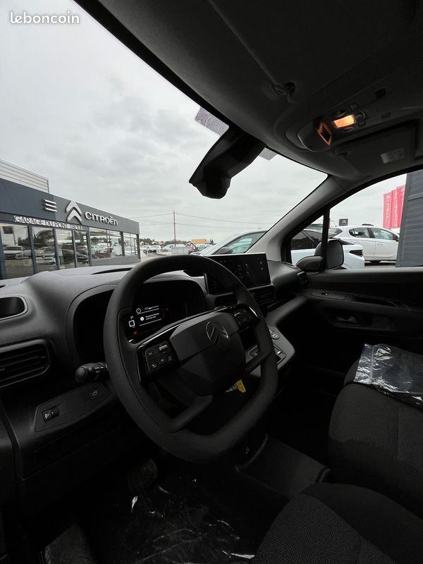 Citroen BERLINGO VAN M 650KG BLUEHDI 130CH S&S EAT8 PACK PREMIUM CONNECT (image 12)