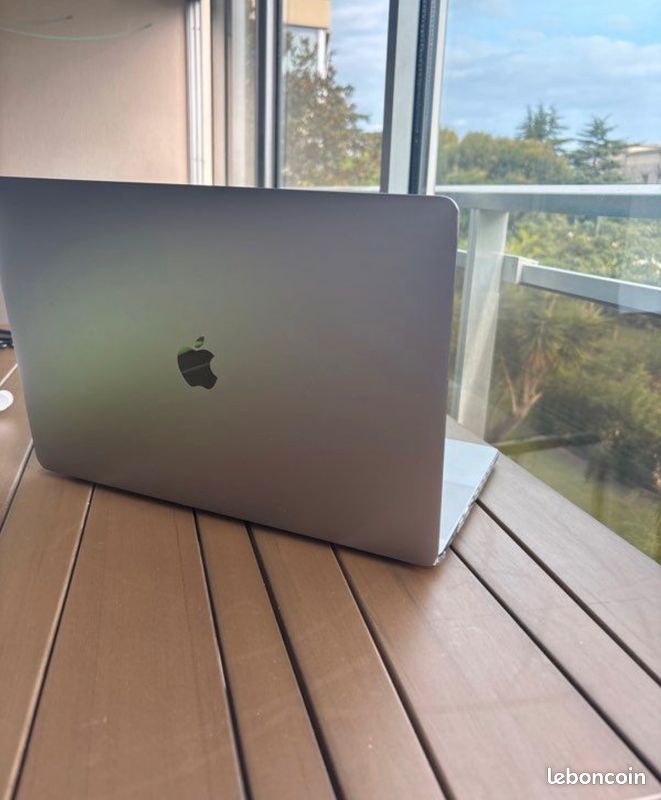 Macbook pro (image 5)