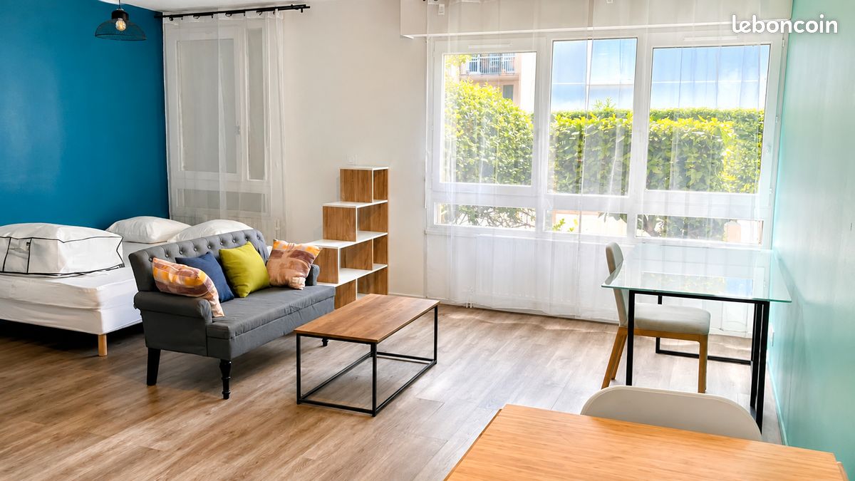 Appartement 1 pièce 33 m² · à Neuilly-sur-Marne · 33 m² · 850 €