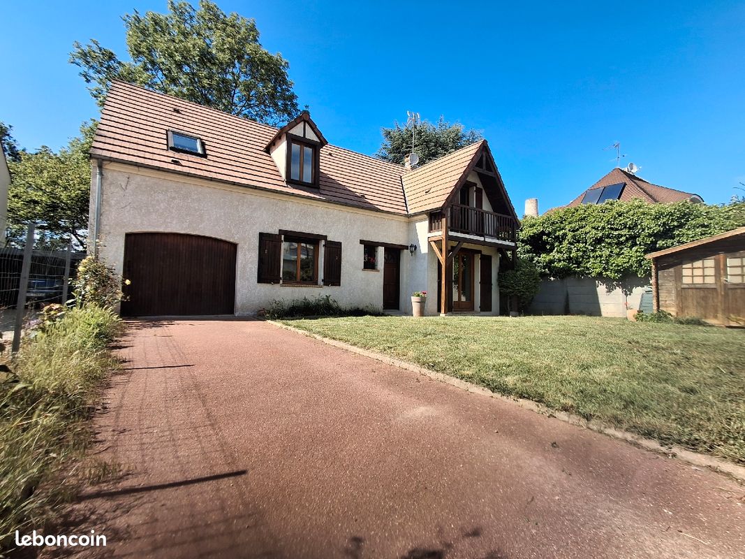 Maison 7 pièces 151 m² · à Viry-Châtillon · 151 m² · 410 000 €