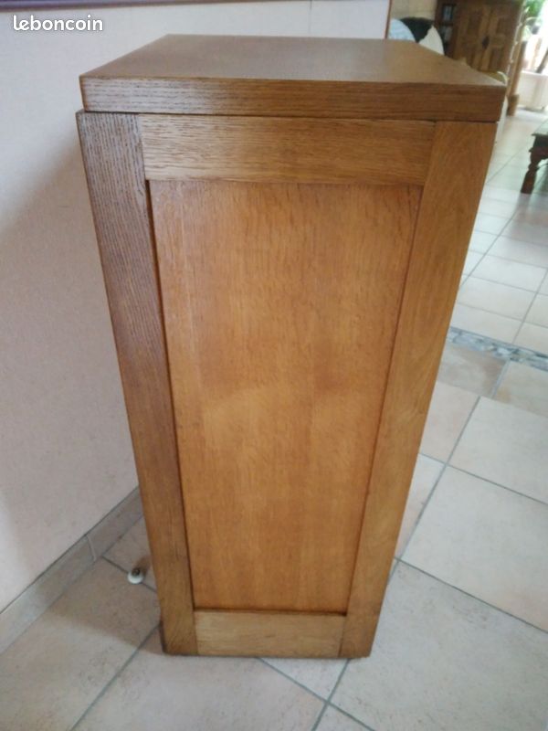 Meuble à rideau vintage en chêne massif (image 4)
