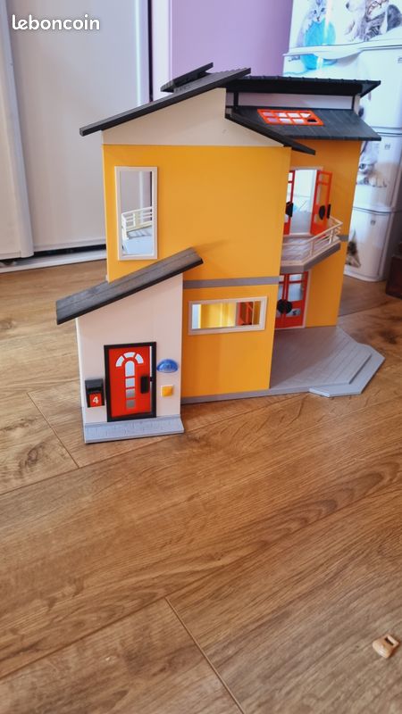 Maison Playmobil (image 1)