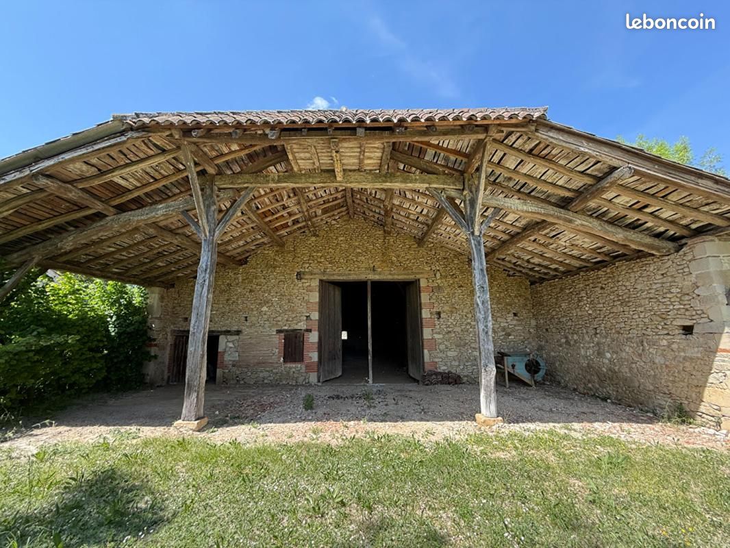 Maison 1 pièce 310 m² · à Villeneuve-sur-Lot · 310 m² · 49 000 €