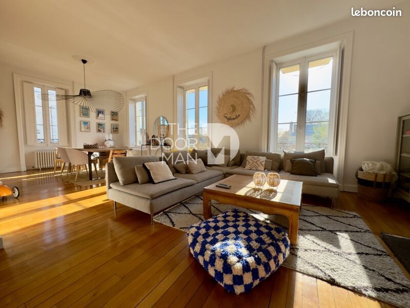 Appartement 4 pièces 117 m² · à Laval · 117 m² · 299 000 €