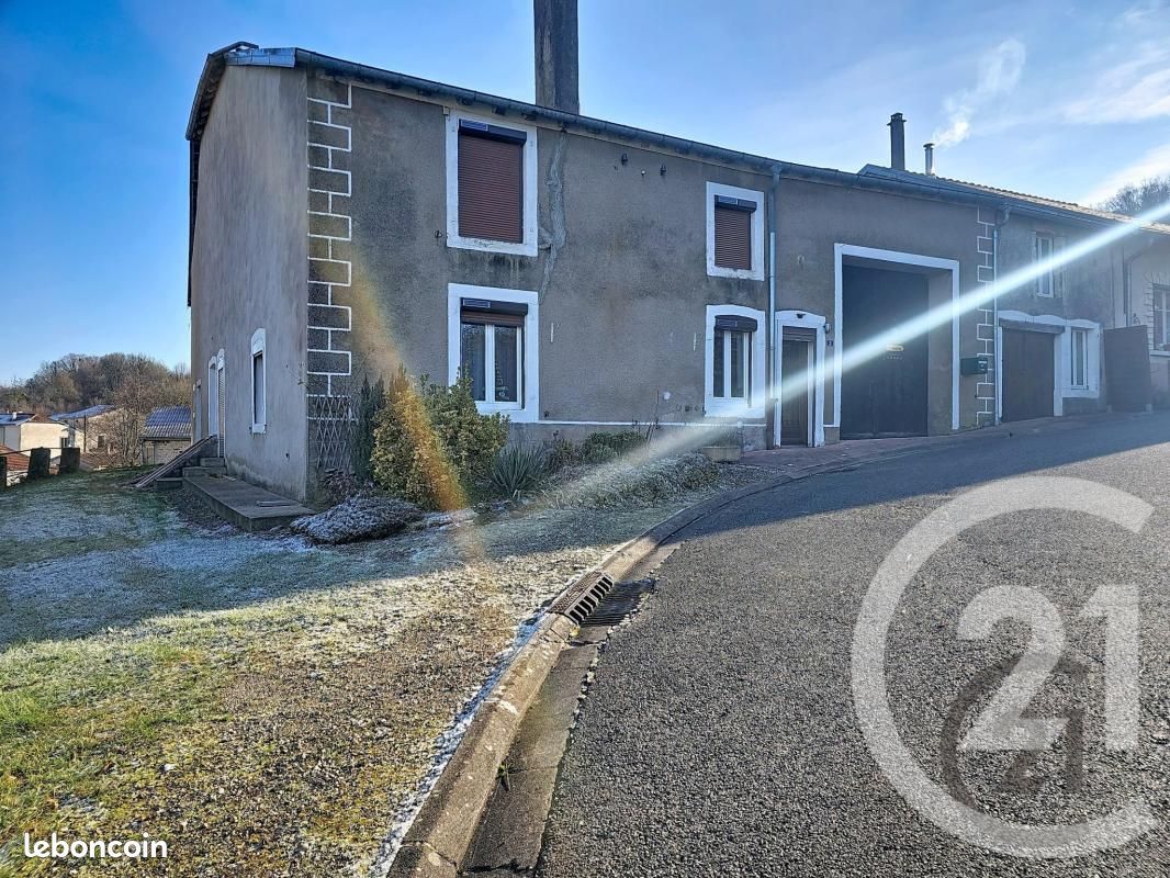Maison 4 pièces 110 m² · à Larivière-Arnoncourt · 110 m² · 57 000 €