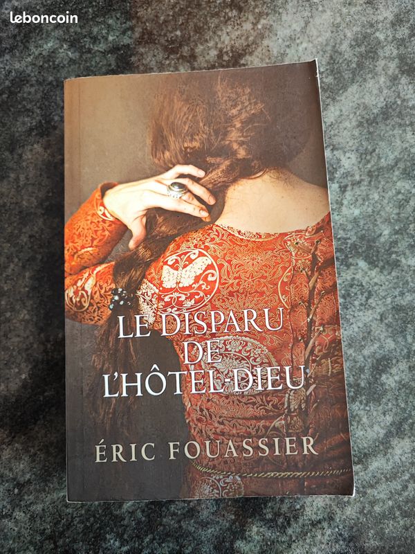 Eric Fouassier, le disparu de l'hôtel-dieu, France Loisirs (image 1)