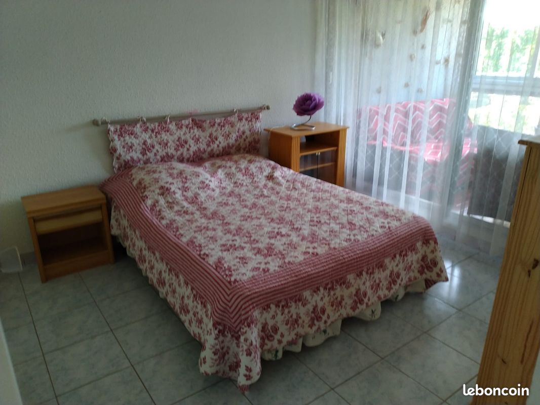 Grand appartement T2 dans résidence de standing avec garage individuel fermé (image 4)