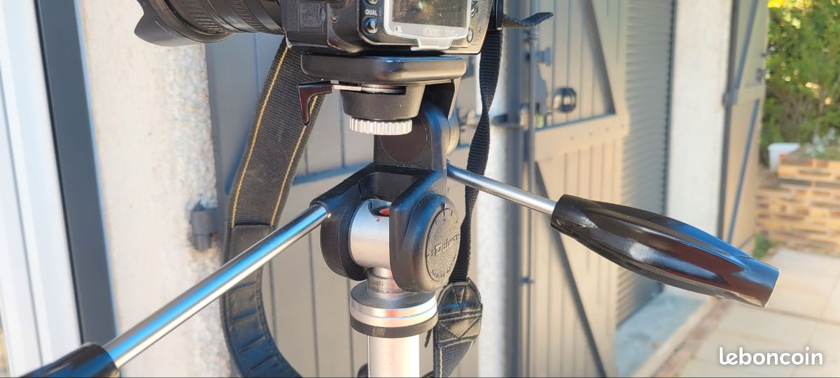 EBERTH Etau à rotule avec largeur de mâchoire de 75 mm, rotule pour un