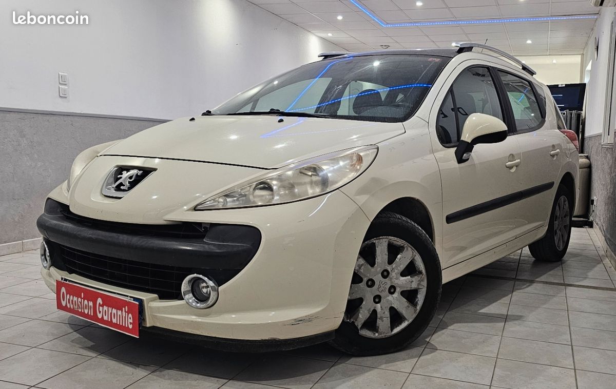 Peugeot 207 sw 1.6 hdi 90ch premium toit panoramique garantie 12 mois (image 1)