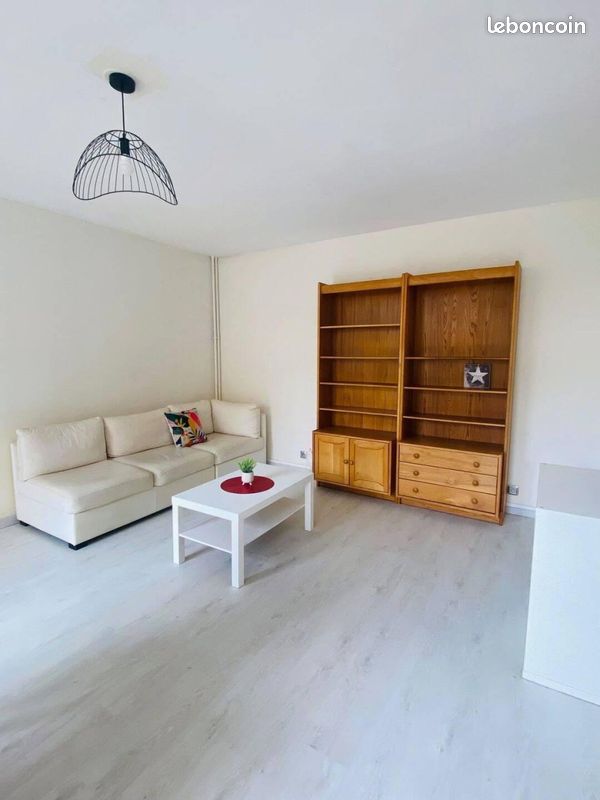 Appartement 2 pièces 54 m² · à Évry-Courcouronnes · 54 m² · 1 070 €/mois