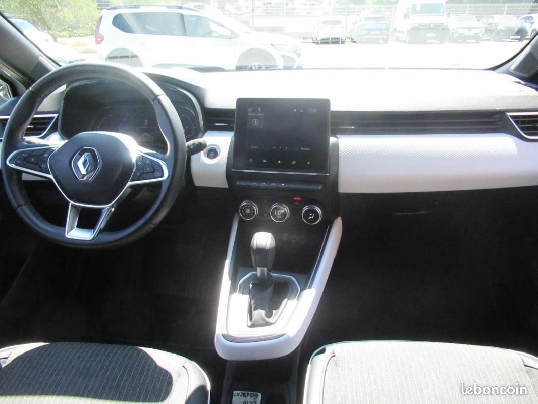 Renault Clio V E-Tech full hybrid 145 Techno (image 14)