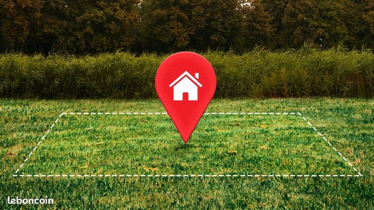 Terrain 692 m² Distre