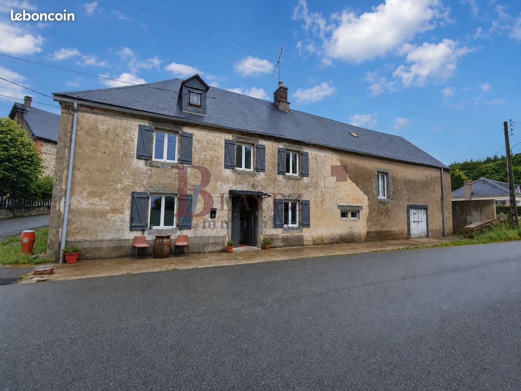 Maison 5 pièces 114 m² · à La Courtine · 114 m² · 110 000 €