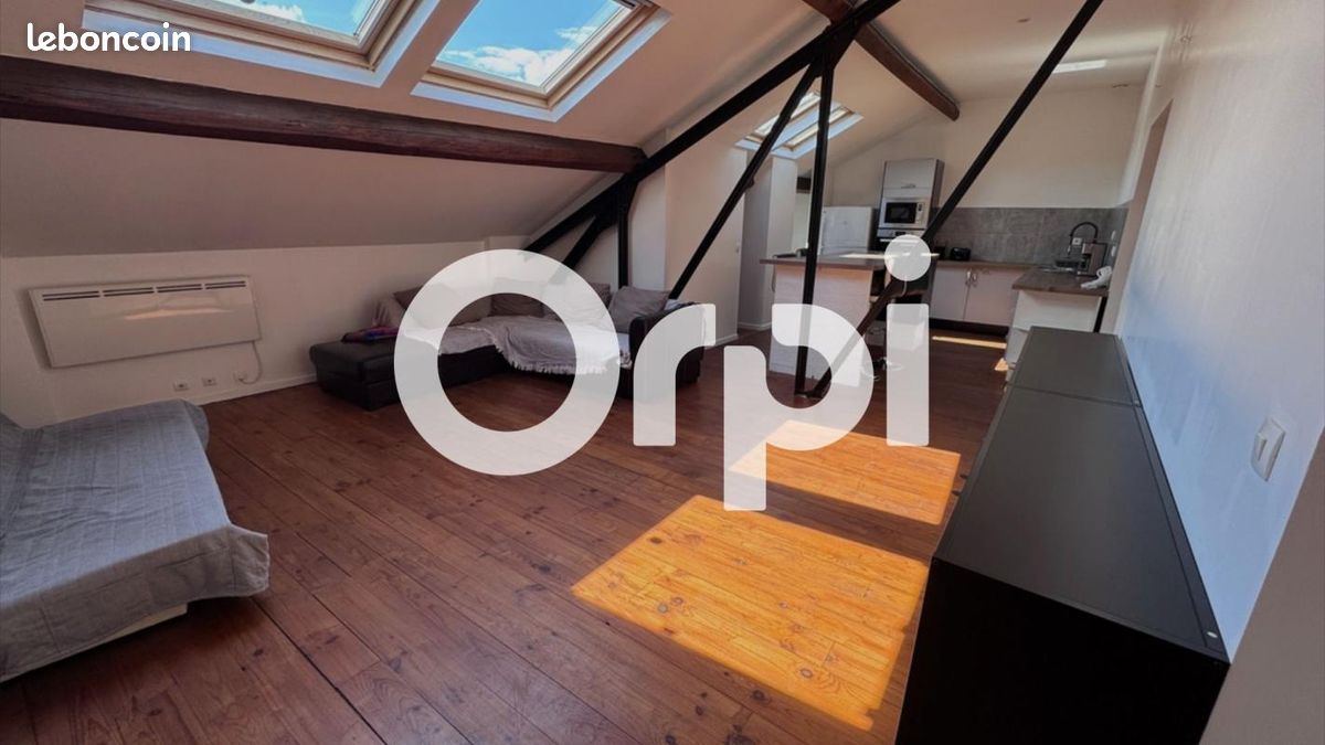 Appartement 8 pièces 149 m² · à Rive-de-Gier · 149 m² · 170 250 €