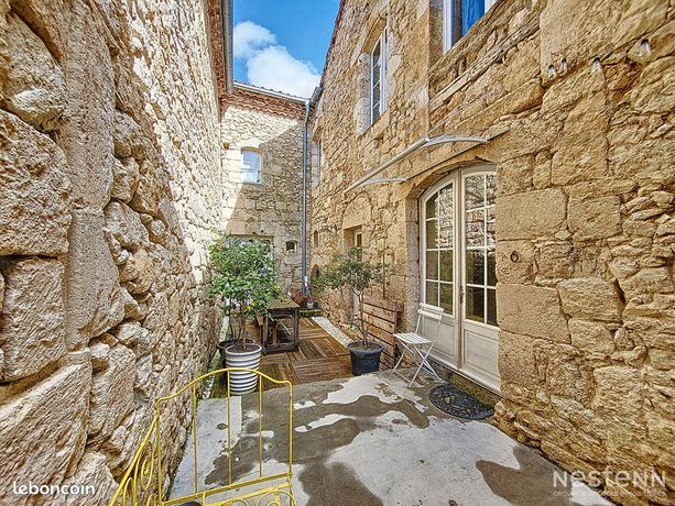 Maison 6 pièces 227 m²