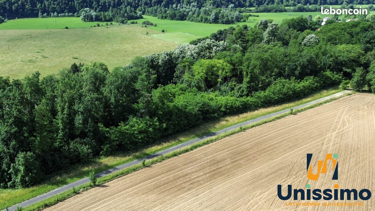 Terrain 2908 m² · à L'Isle-sur-le-Doubs · 2 908 m² · 25 000 €