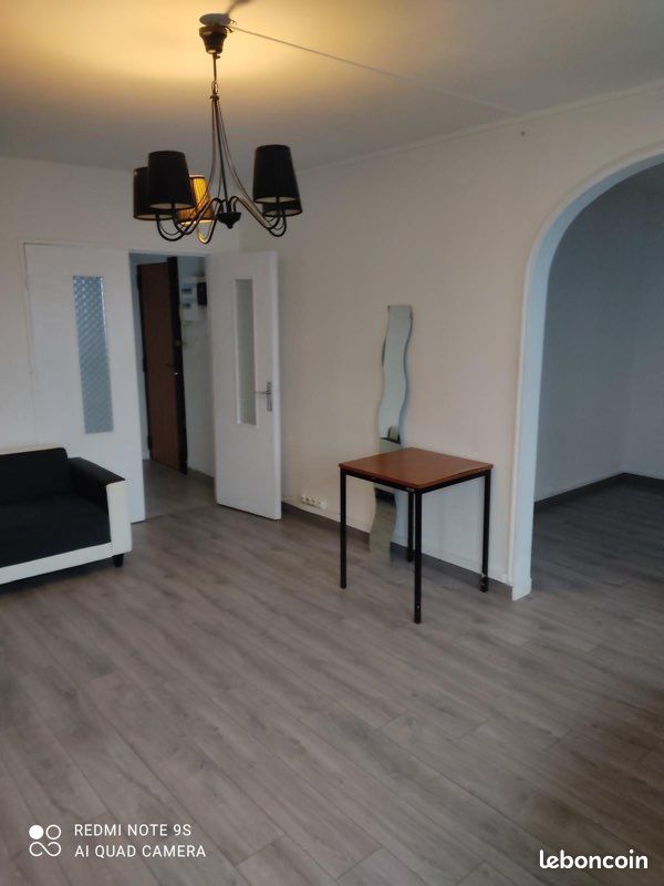 Appartement 4 pièces 68 m² · à Oullins-Pierre-Bénite · 68 m² · 155 000 €