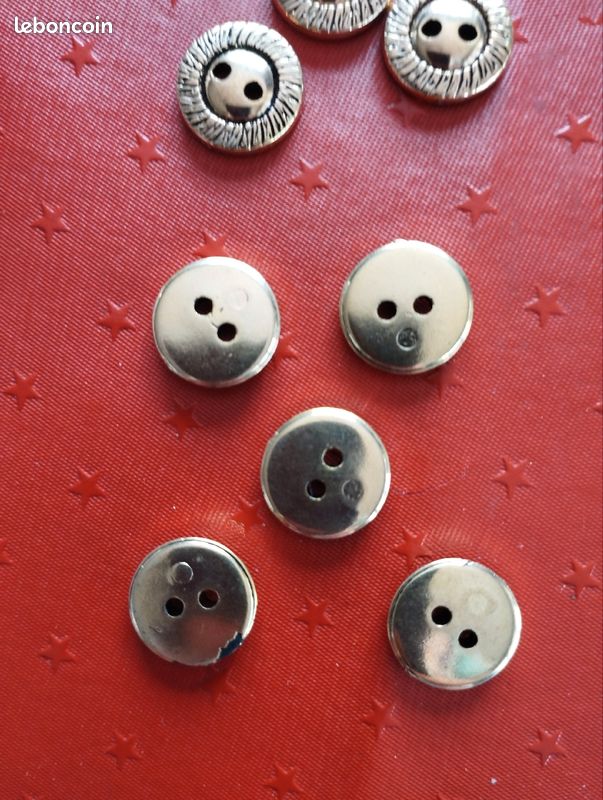 Lot de 16 boutons doré (image 6)
