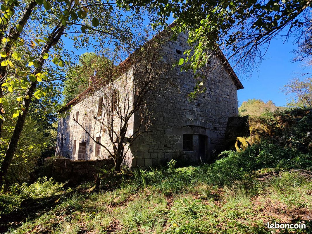 Maison 12 pièces 165 m² · à Saint-Avit-de-Tardes · 165 m² · 230 000 €