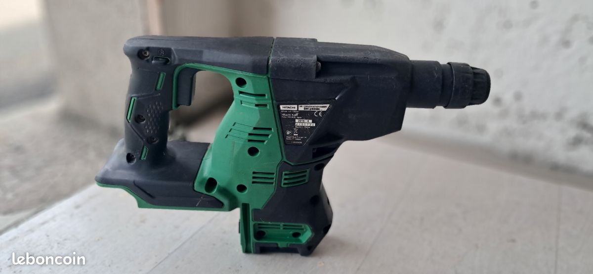 Perforateur Hitachi DH 25DL 24V – Fonctionnel Avec 2 Accus Et Chargeur – Occasion