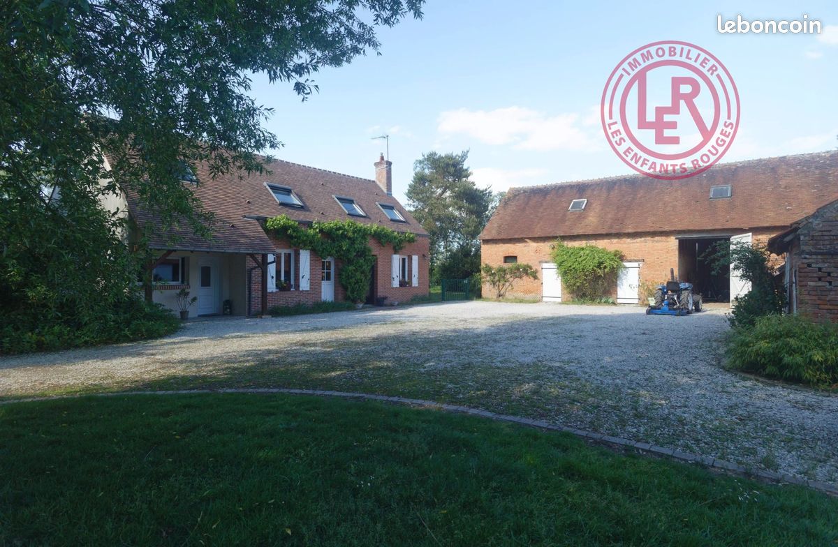 Maison 6 pièces 149 m² · à Viglain · 149 m² · 495 000 €