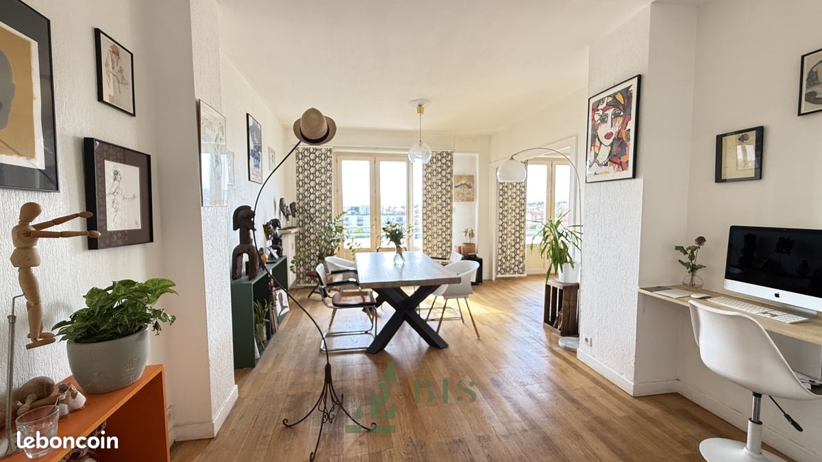 Appartement 4 pièces 91 m² · à Roanne · 91 m² · 155 000 €