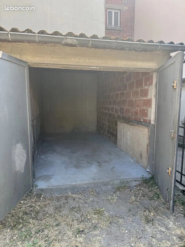 Parking/box Champigny-sur-Marne · 130 €/mois