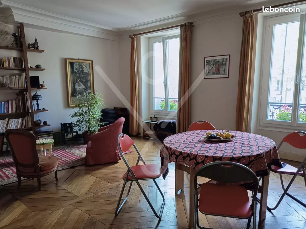 Appartement 4 pièces 81 m² · à Paris · 81 m² · 386 250 €