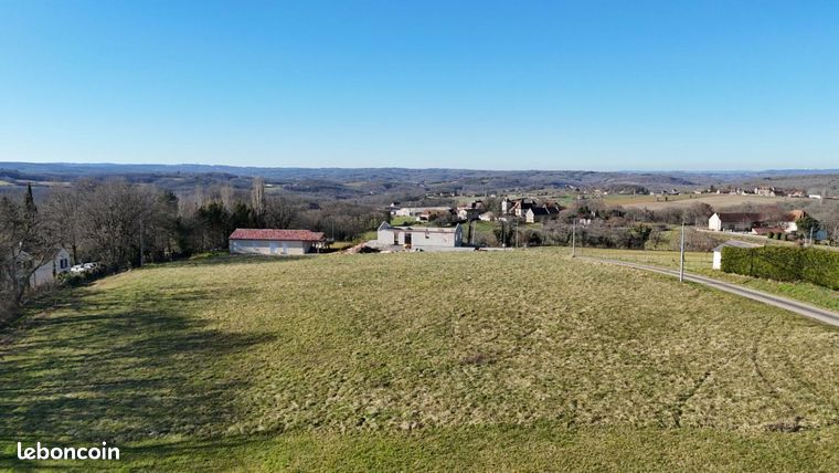 Terrain 2 713 m² Degagnac