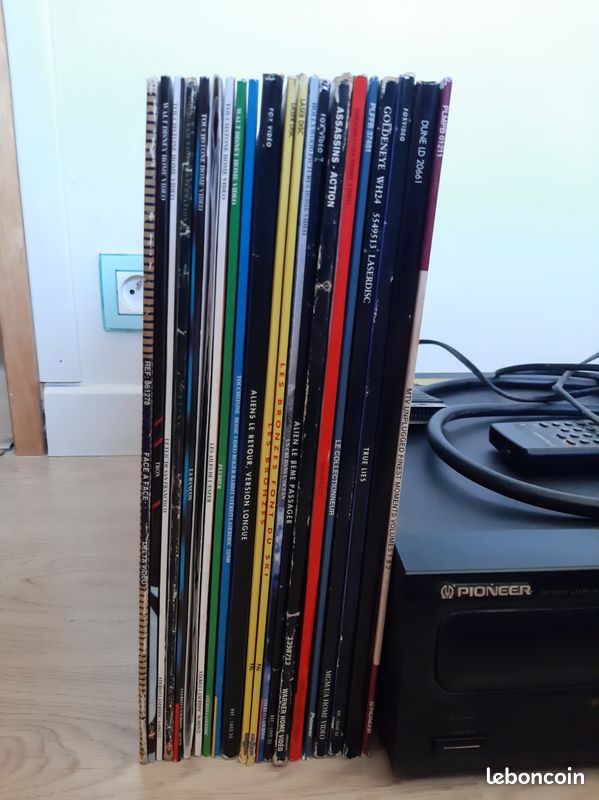 Lecteur laserdisc pioneer cld s310f telecommande et 2