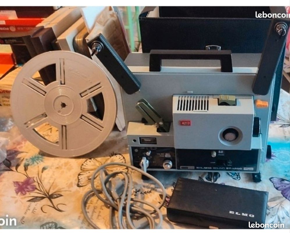 Projecteur super 8 elmo St 1200 lampe 150 w et accessoires - Photo, audio & vidéo