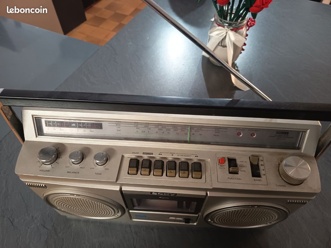 Ghettoblaster Sony CFS-47L – Vintage – Fonctionne – Radio-cassette Années 80
