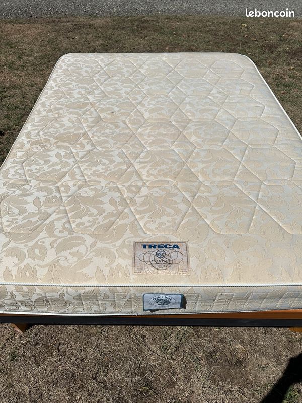 Lit avec sommier + matelas 140x190 (image 4)