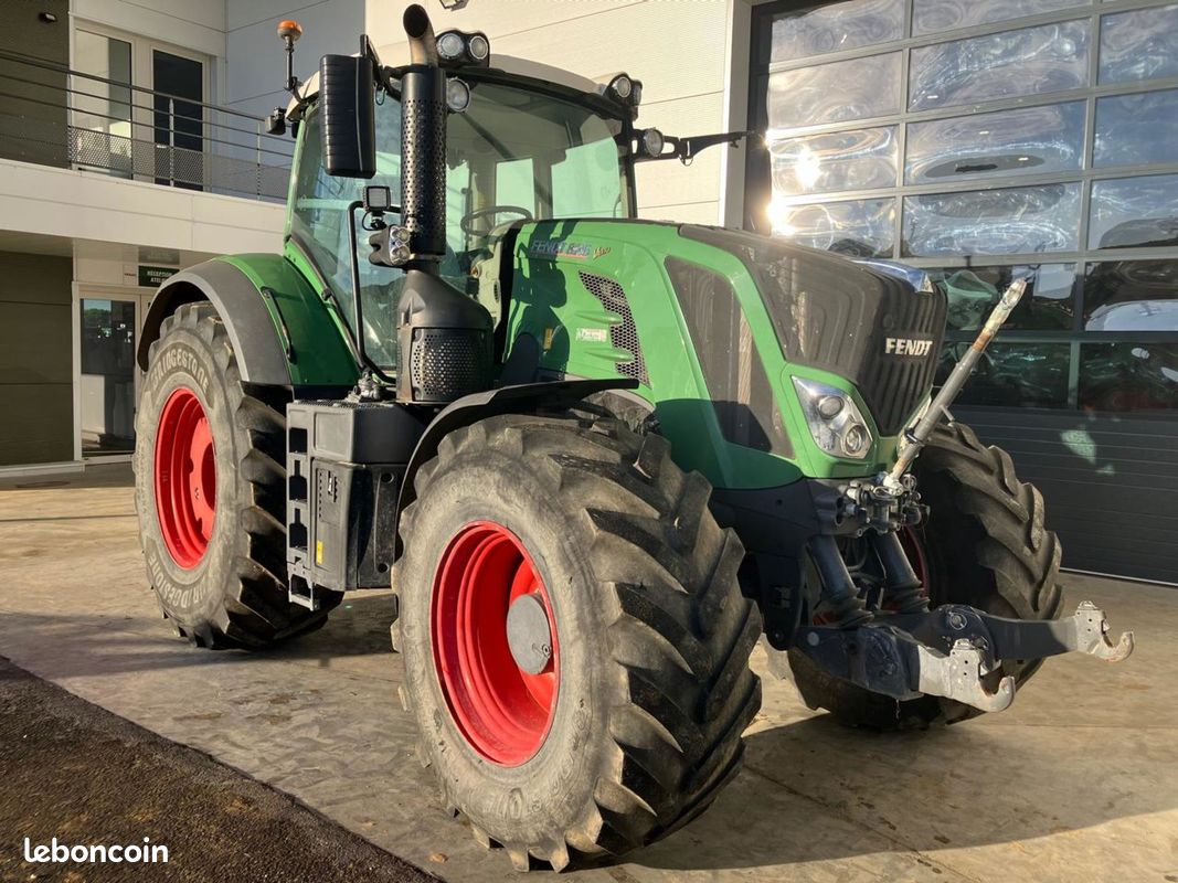 Fendt 826 PROFI+ (image 1)