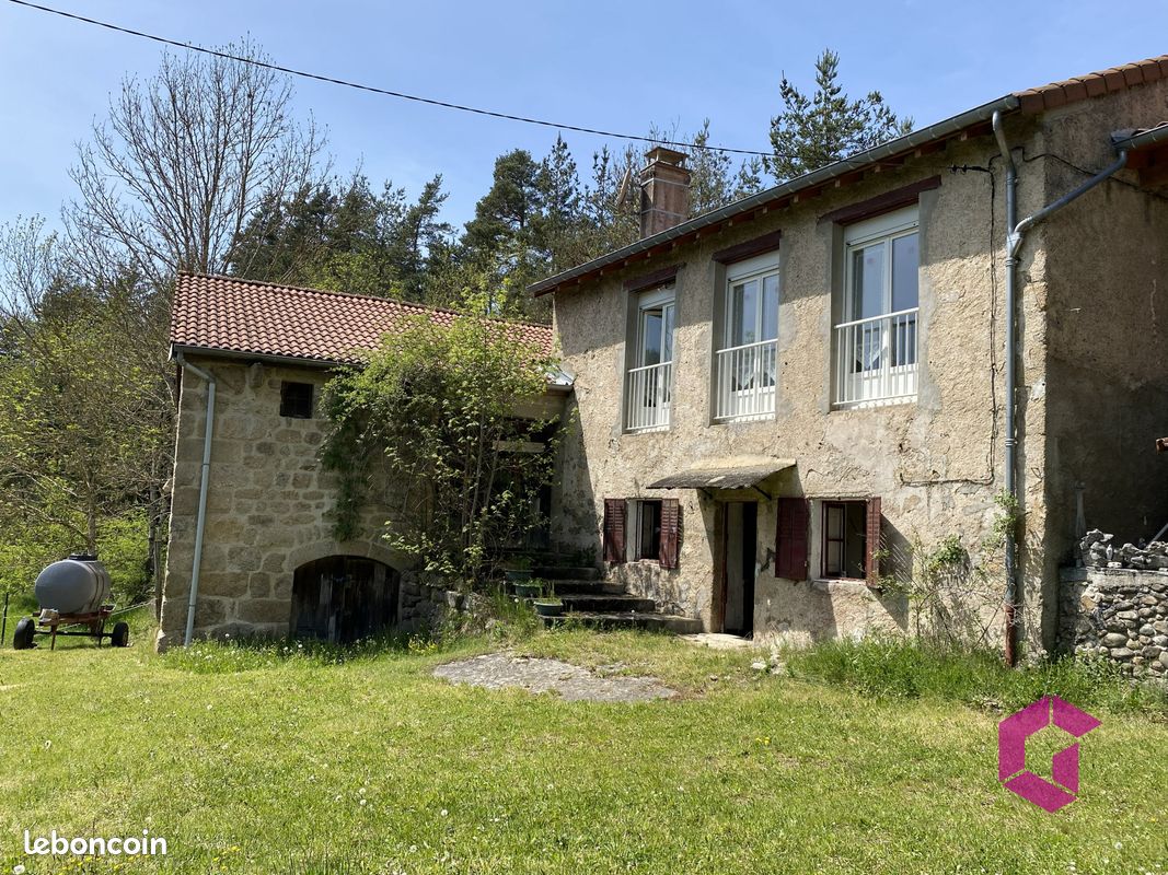 Maison 5 pièces 97 m² · à Saint-Didier-en-Velay · 97 m² · 219 000 €