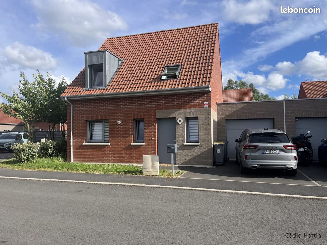 Maison 4 pièces 90 m² · à Vendeville · 90 m² · 363 000 €