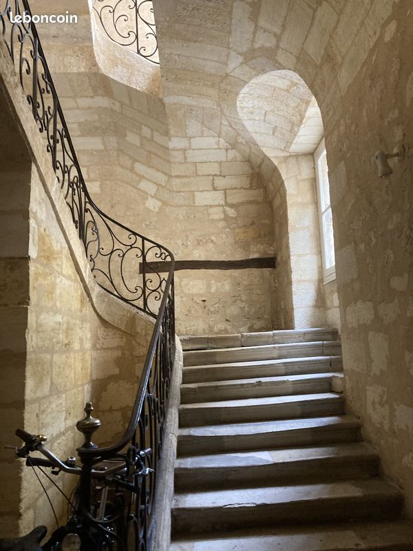 Appartement 3 pièces 71 m² · à Bordeaux · 71 m² · 1 172 €