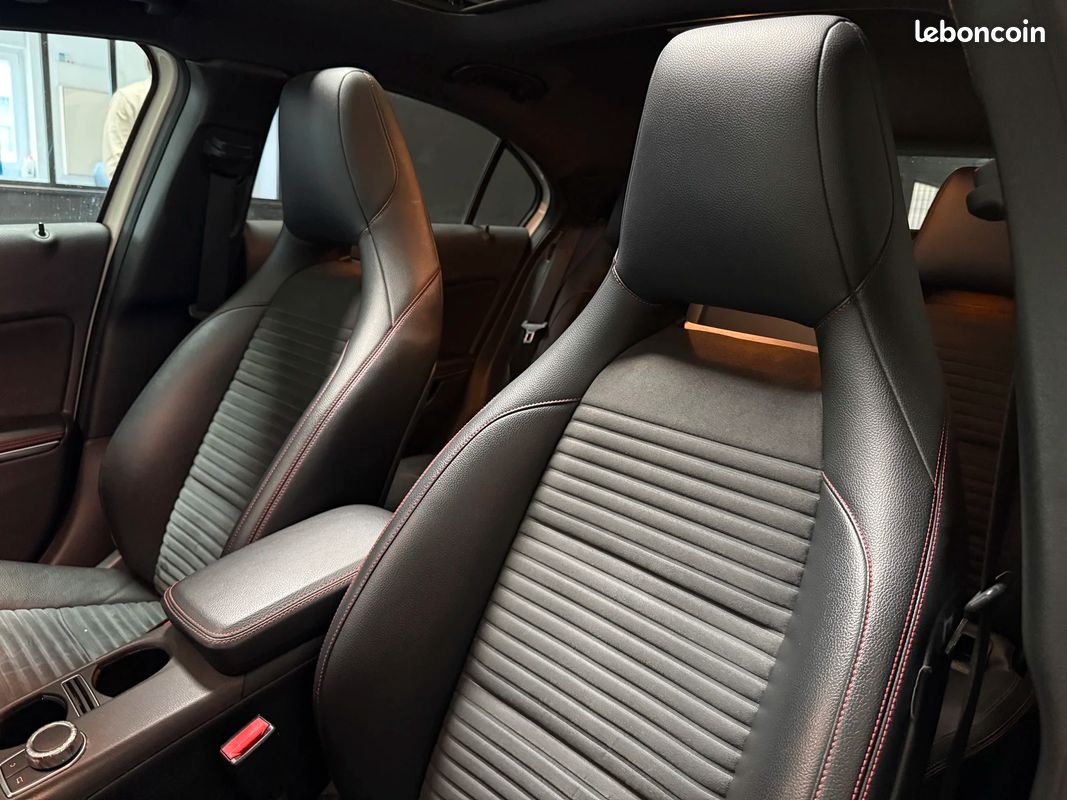 Mercedes-Benz CLASSE A 180D 110CH Fascination Pack AMG (image 37)