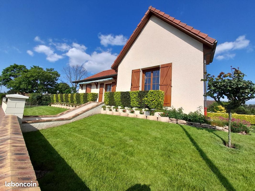 Maison 4 pièces 123 m² · à Seurre · 123 m² · 239 000 €