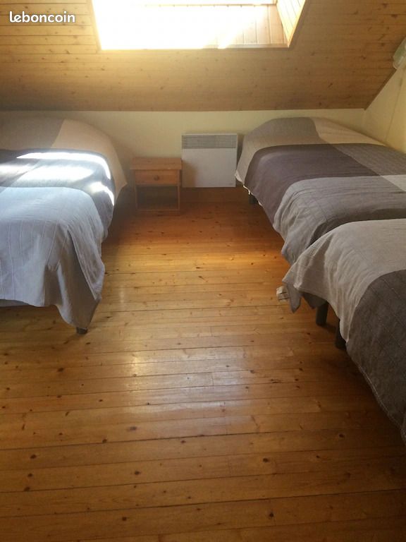 Maison chaleureuse avec parking gratuit sur place (image 8)