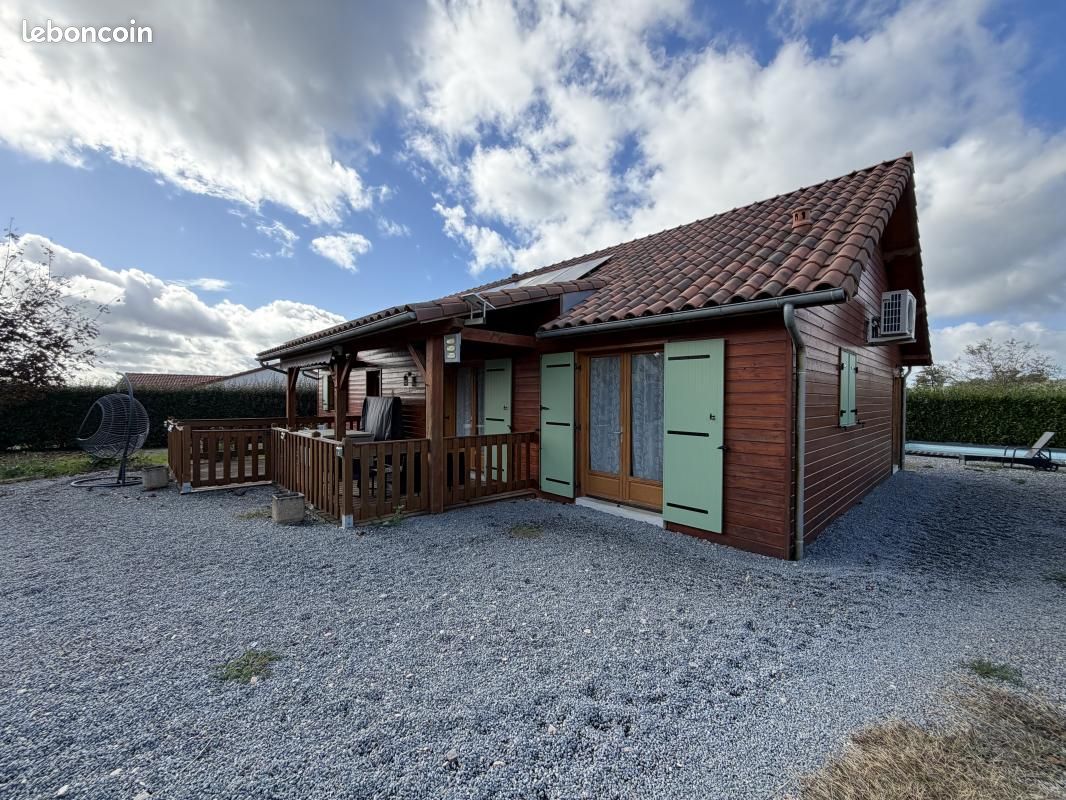 Maison 6 pièces 114 m² · à Saint-Hilaire-Bonneval · 114 m² · 189 900 €