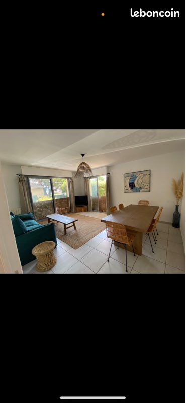 Appartement 3 pièces 72 m² · à La Ciotat · 71,6 m² · 1 900 €/mois