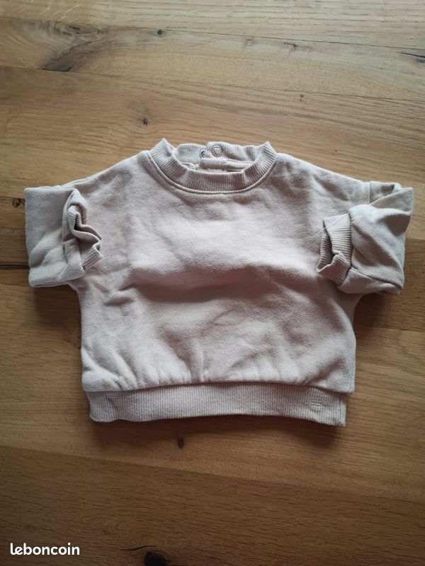 Sweat bébé (image 1)