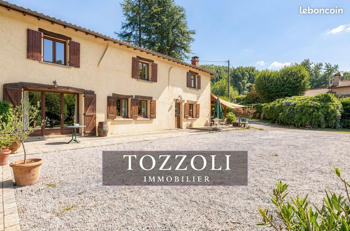 Maison 6 pièces 171 m² · à Oytier-Saint-Oblas · 171 m² · 449 000 €
