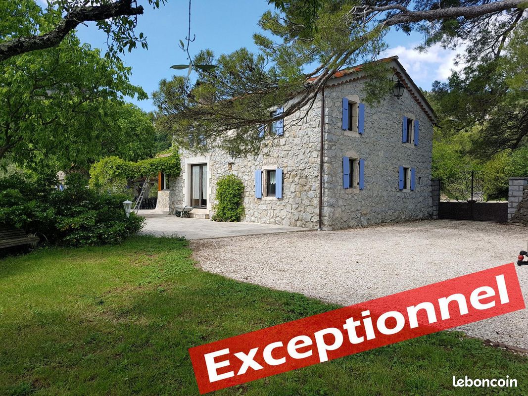 Maison 10 pièces 163 m² · à Vallon-Pont-d'Arc · 163 m² · 690 000 €