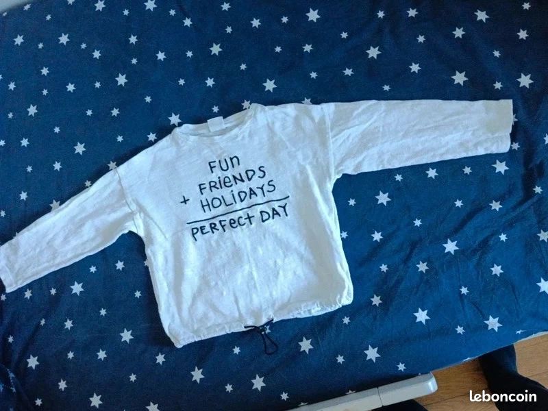 Joli sweat pull Zara T ans 122 cm Vêtements