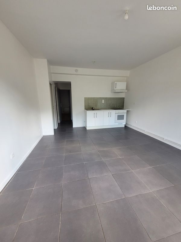 Appartement 3 pièces 50 m² · à Bogny-sur-Meuse · 50 m² · 350 €